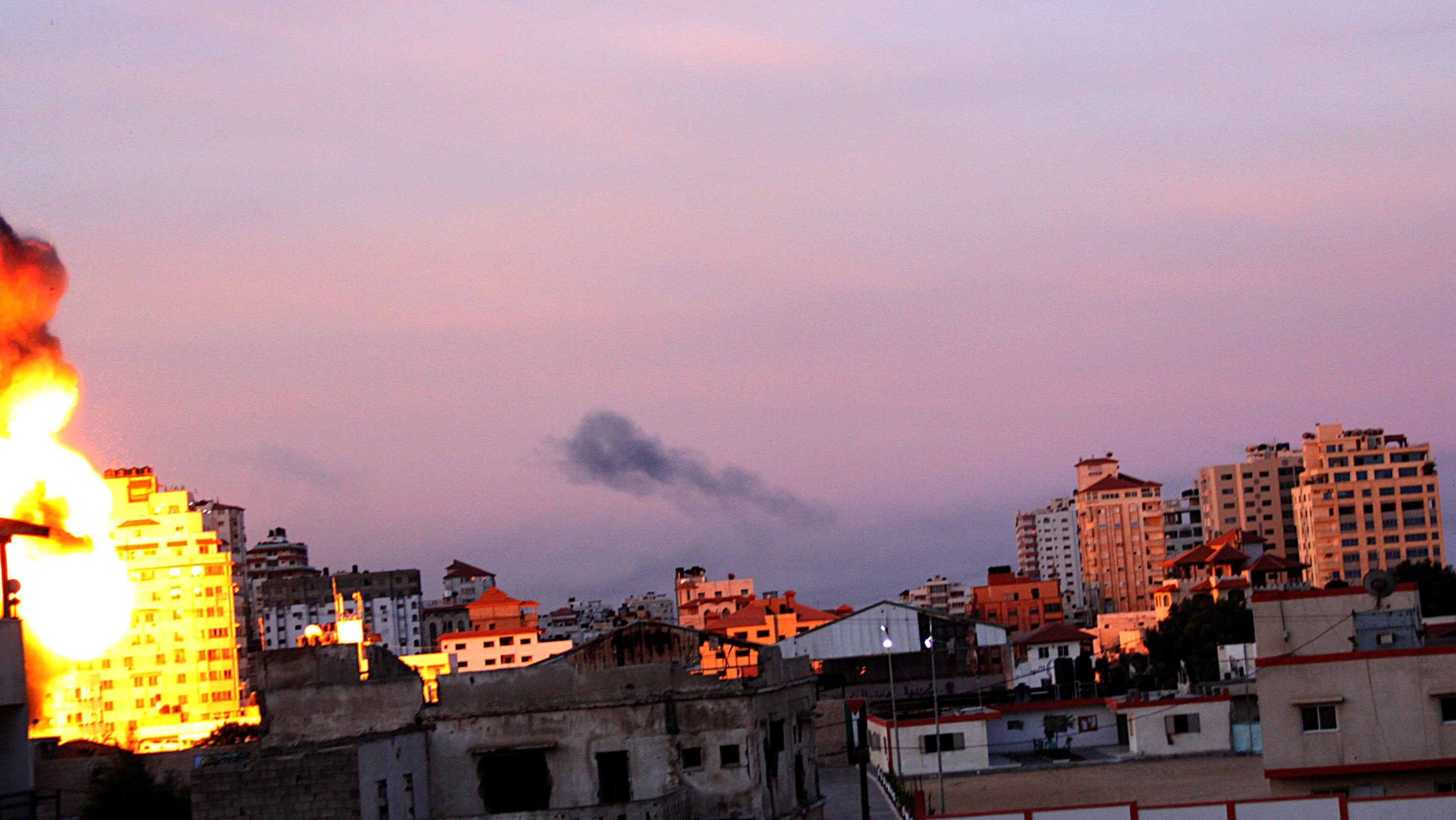 Pásmo_Gaza_letecké_útoky